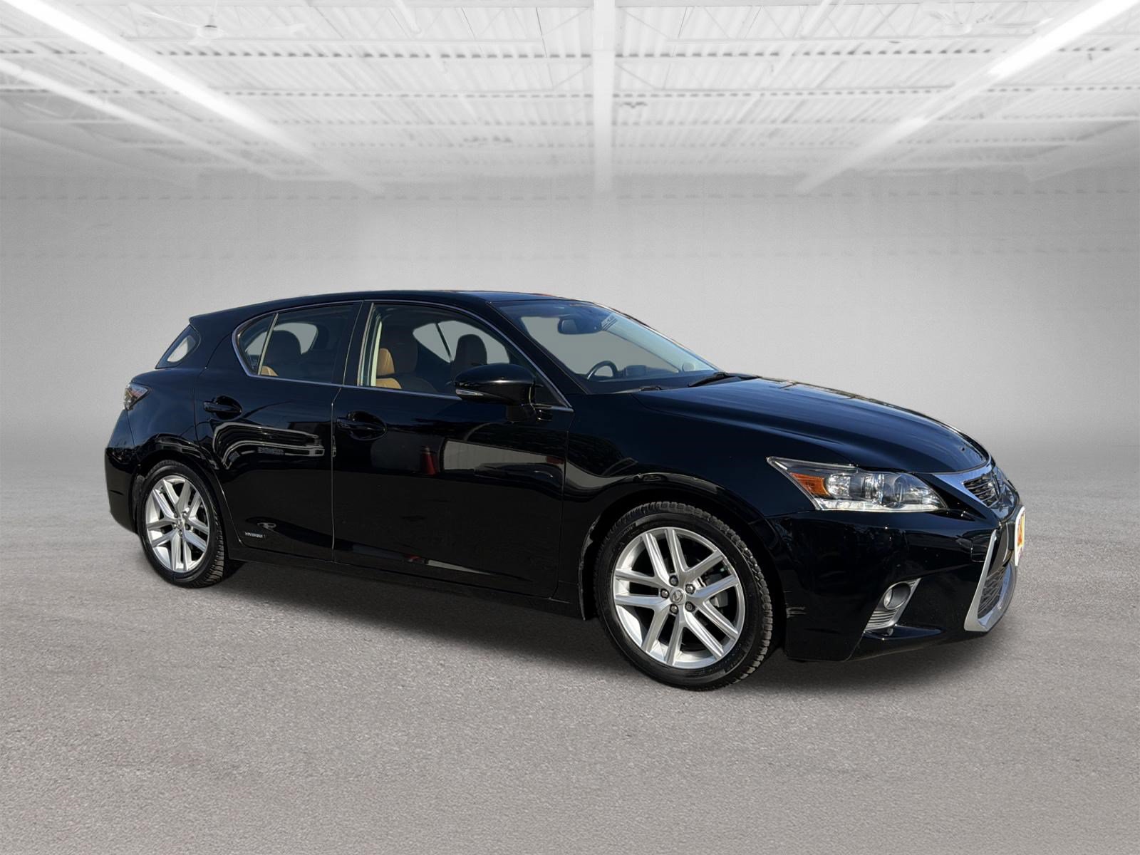 Used 2014 Lexus CT 200h FWD image 6