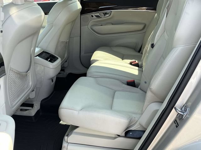 Used 2016 Volvo XC90 T6 Momentum w/ Momentum Plus Package AWD/4WD image 16