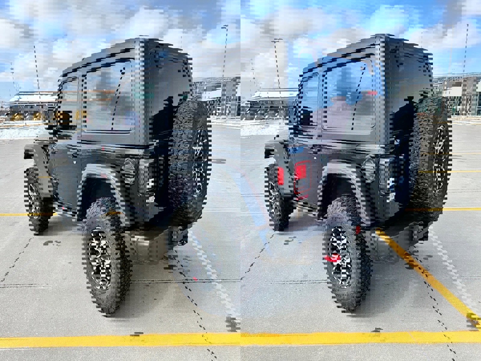 Used 2022 Jeep Wrangler Rubicon image 4