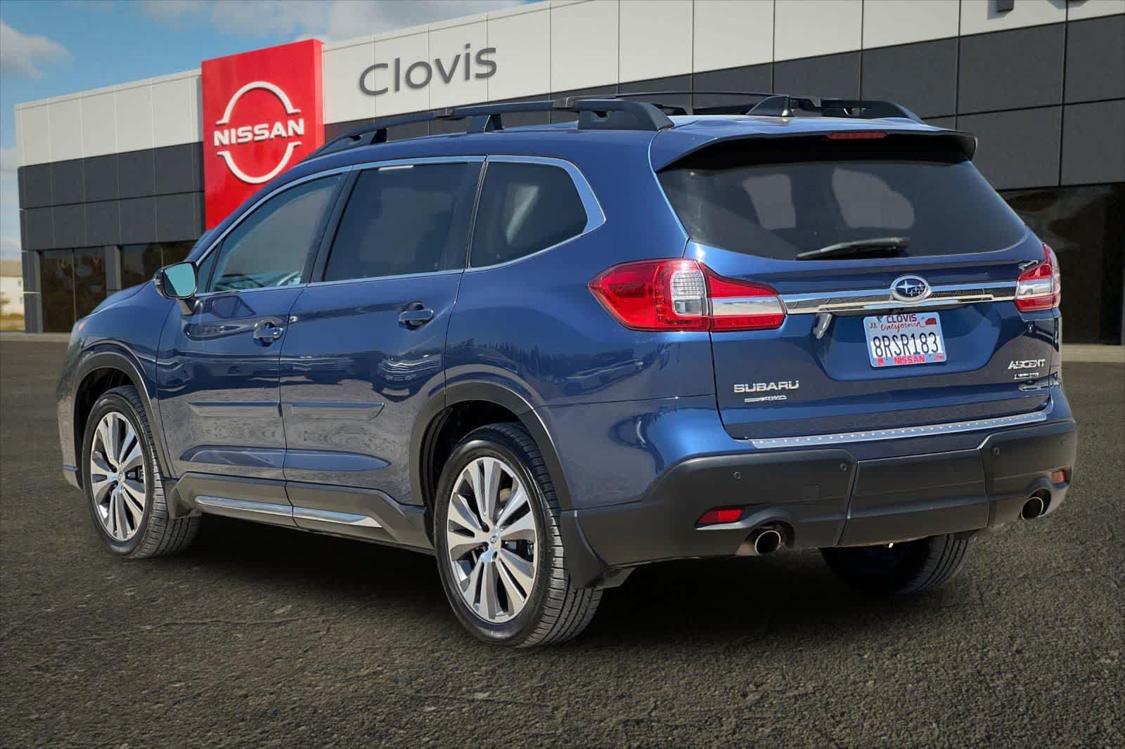 Used 2020 Subaru Ascent Limited w/ Technology Package AWD/4WD image 7