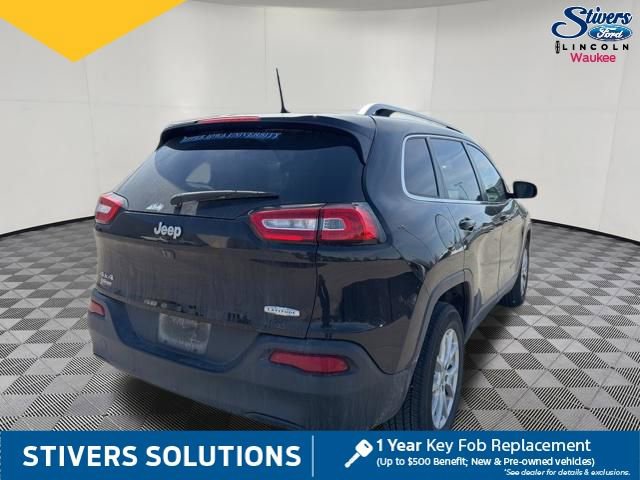 Used 2017 Jeep Cherokee Latitude image 5