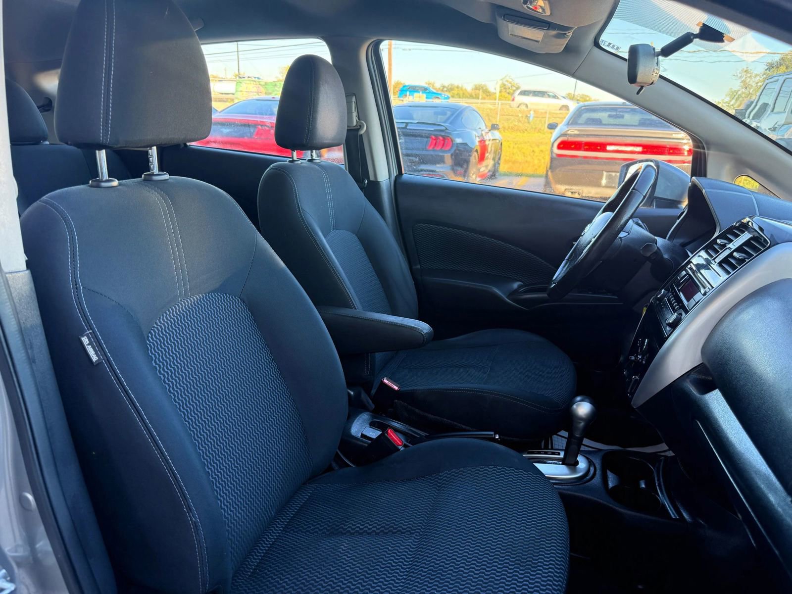 Used 2015 Nissan Versa Note SV image 35