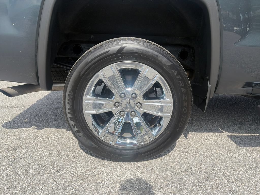 Used 2018 GMC Sierra 1500 SLT AWD/4WD image 46