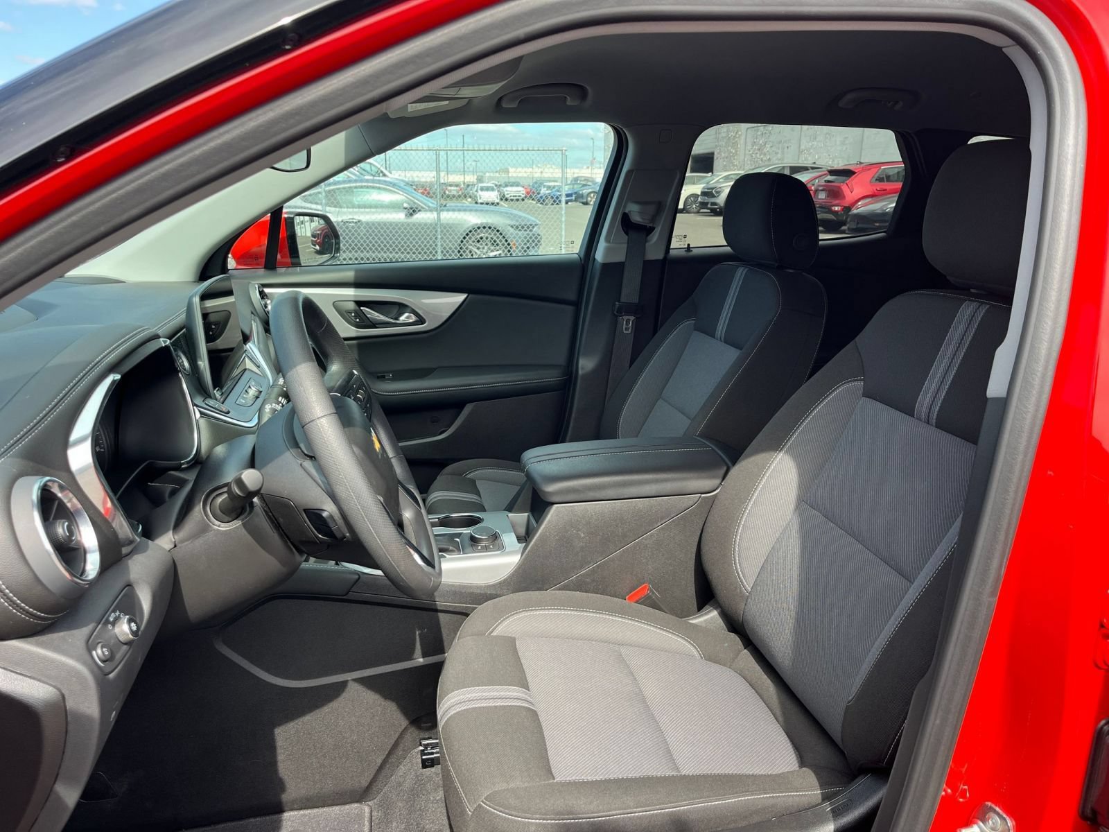 Used 2026 Chevrolet Blazer LT FWD image 36