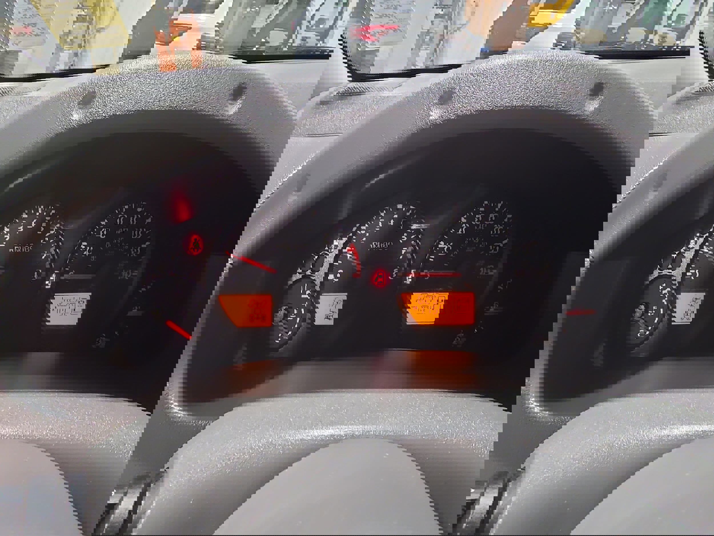 Used 2020 Nissan Frontier SV w/ Midnight Edition Floor Mats image 16