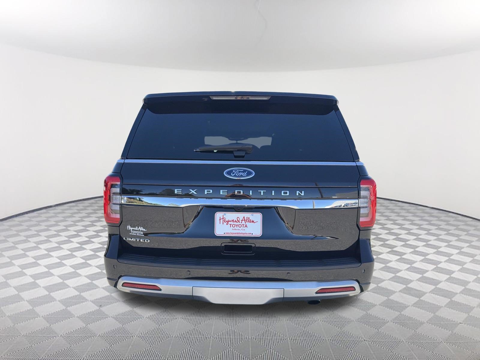 Used 2022 Ford Expedition Limited RWD image 14