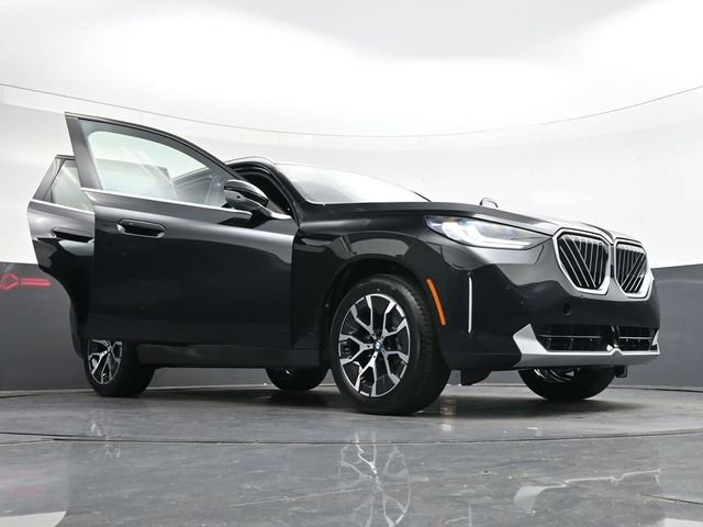 Used 2026 BMW X3 xDrive30 w/ Premium Package image 41