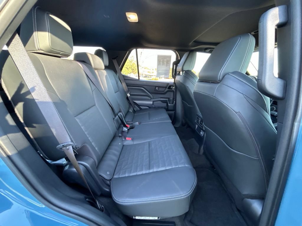 Used 2026 Toyota 4Runner TRD Off-Road Premium AWD/4WD image 24