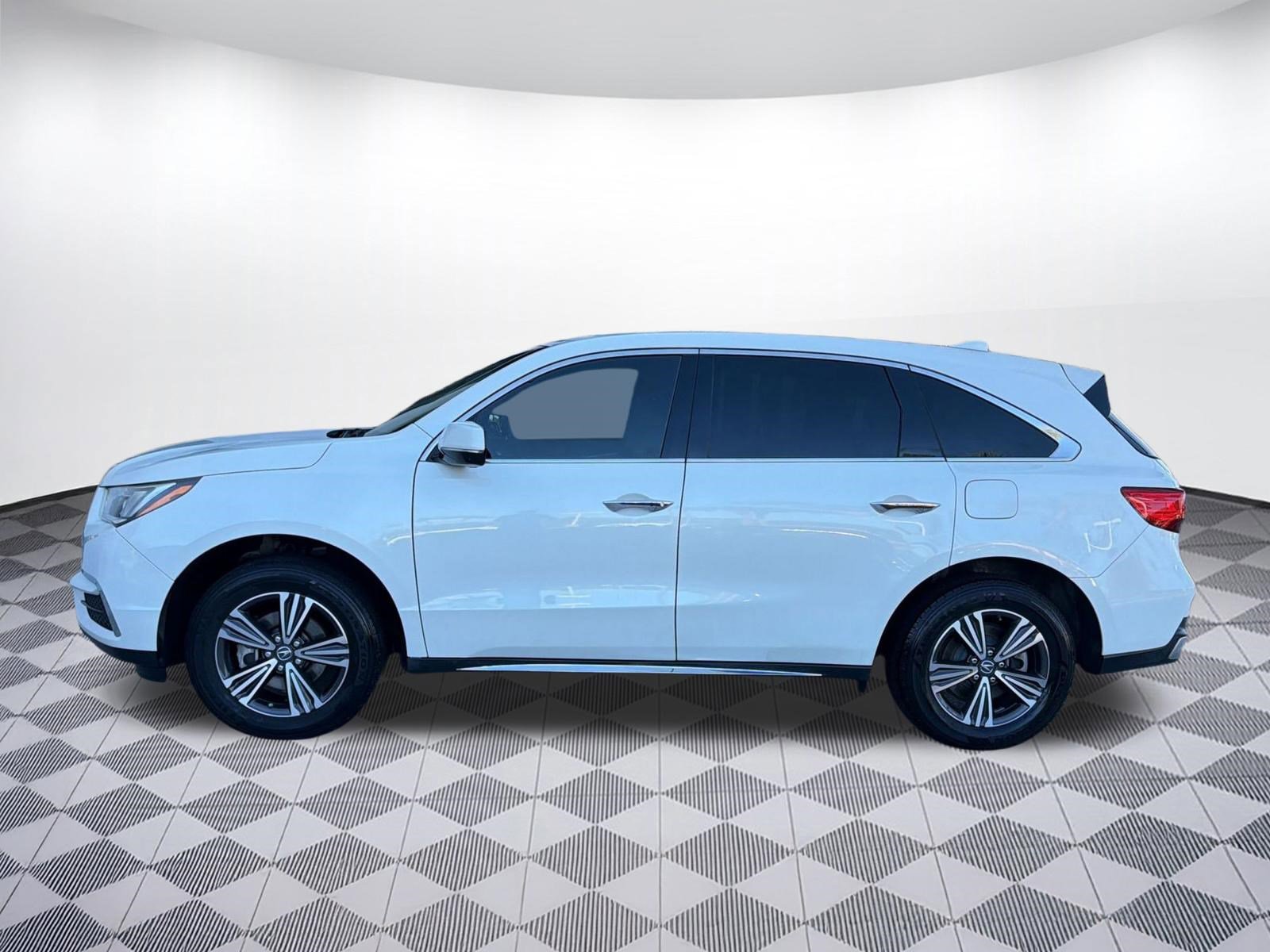 Used 2018 Acura MDX FWD image 2