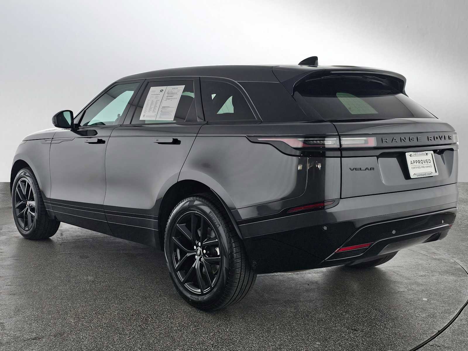 Used 2024 Land Rover Range Rover Velar Dynamic SE image 3
