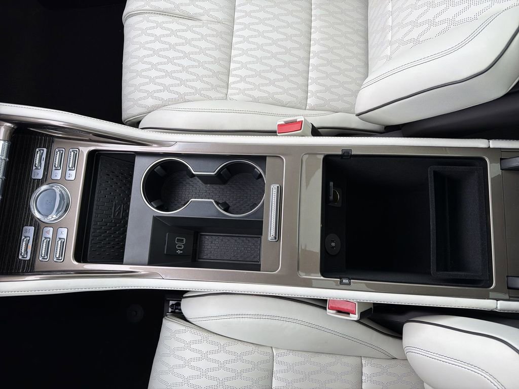 Used 2024 Lincoln Nautilus Black Label w/ Jet Appearance Package (87T) AWD/4WD image 24