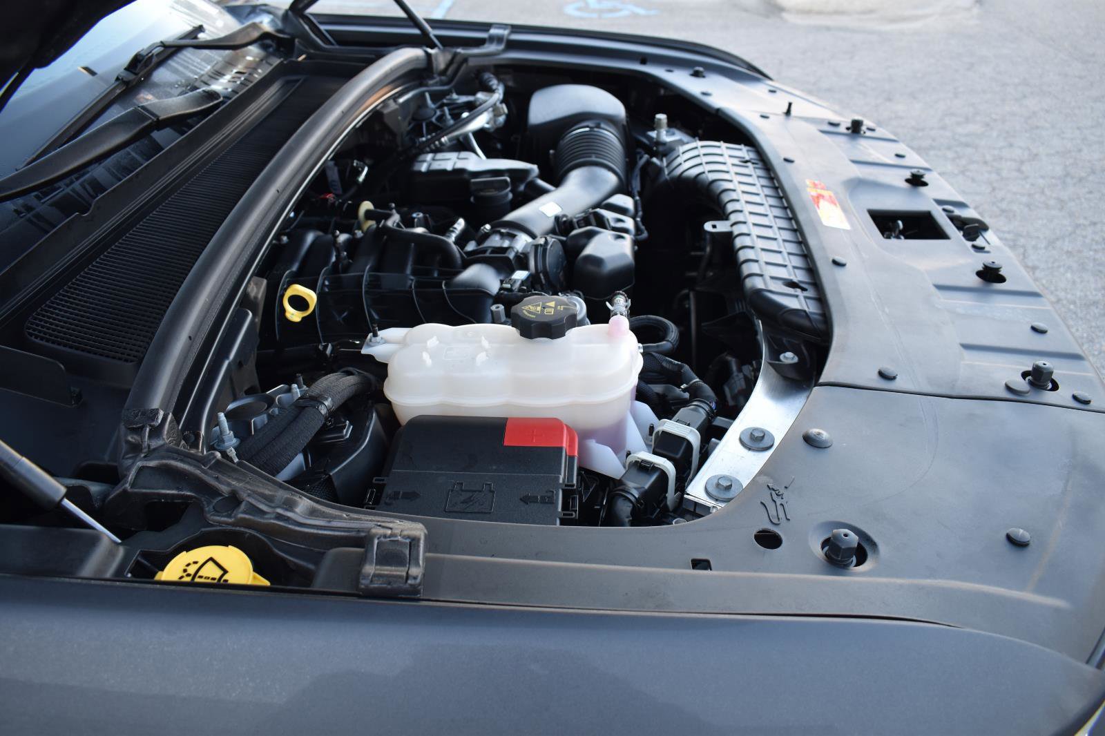 Used 2024 Jeep Grand Cherokee Laredo w/ Trailer Tow Package image 18