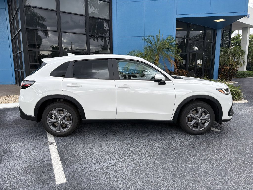 New 2027 Honda HR-V LX image 5