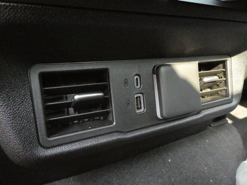 New 2025 GMC Sierra 2500 SLE w/ SLE Value Package; image 42