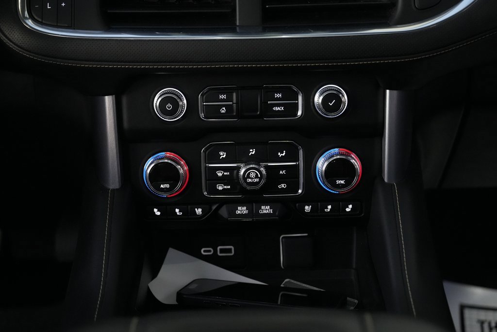 Used 2021 GMC Yukon XL SLT w/ SLT Luxury Plus Package image 46