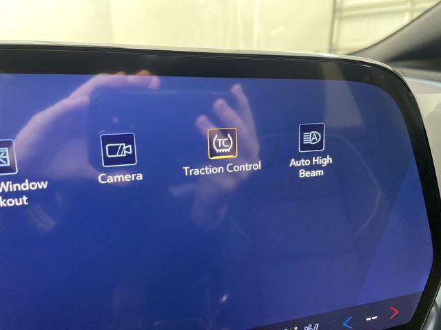 New 2026 Chevrolet Equinox EV LT image 33