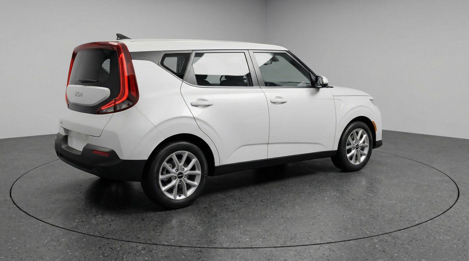 Used 2025 Kia Soul LX w/ LX Technology Package image 9