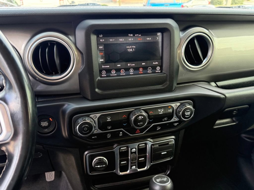Used 2020 Jeep Wrangler Unlimited Sahara AWD/4WD image 19