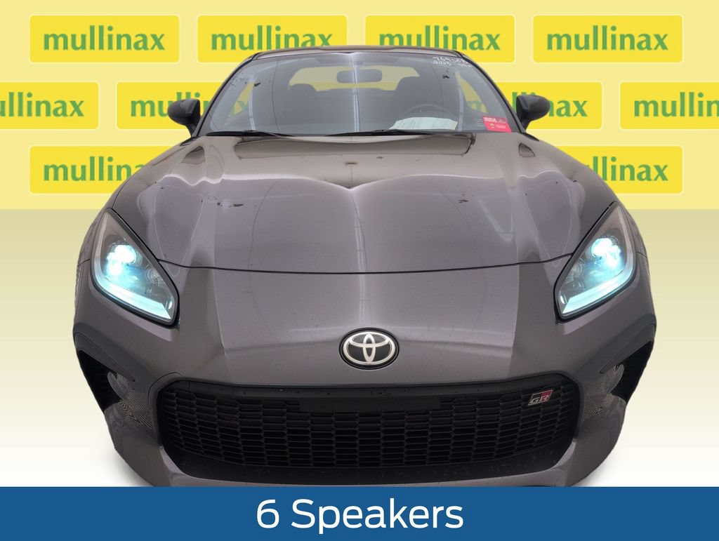 Used 2023 Toyota GR86 RWD image 14