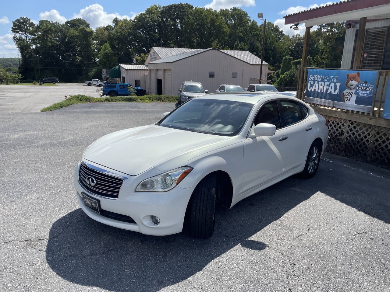 Used 2013 INFINITI M37 w/ Premium Pkg RWD image 3