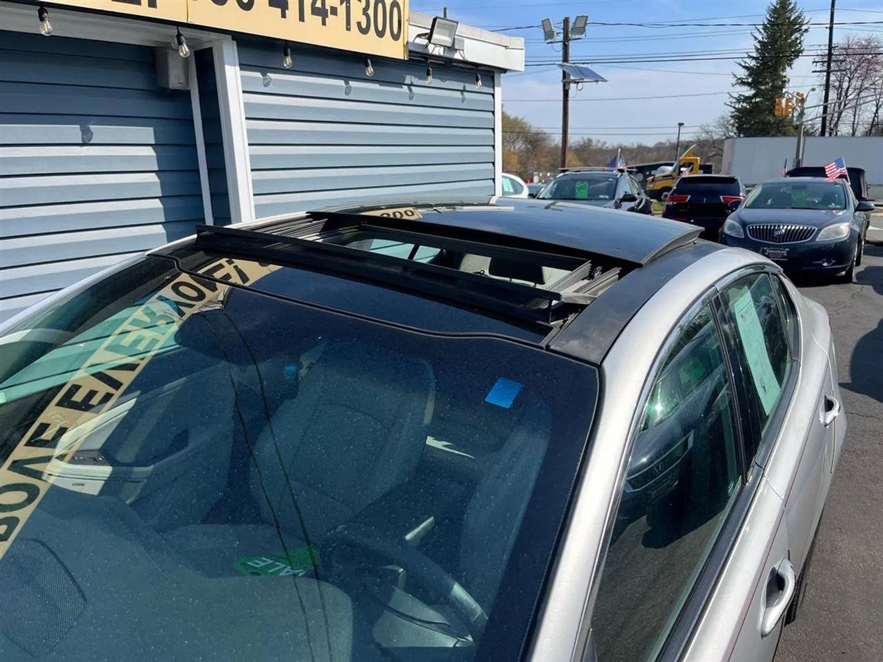 Used 2013 Kia Optima EX w/ Premium Pkg image 10