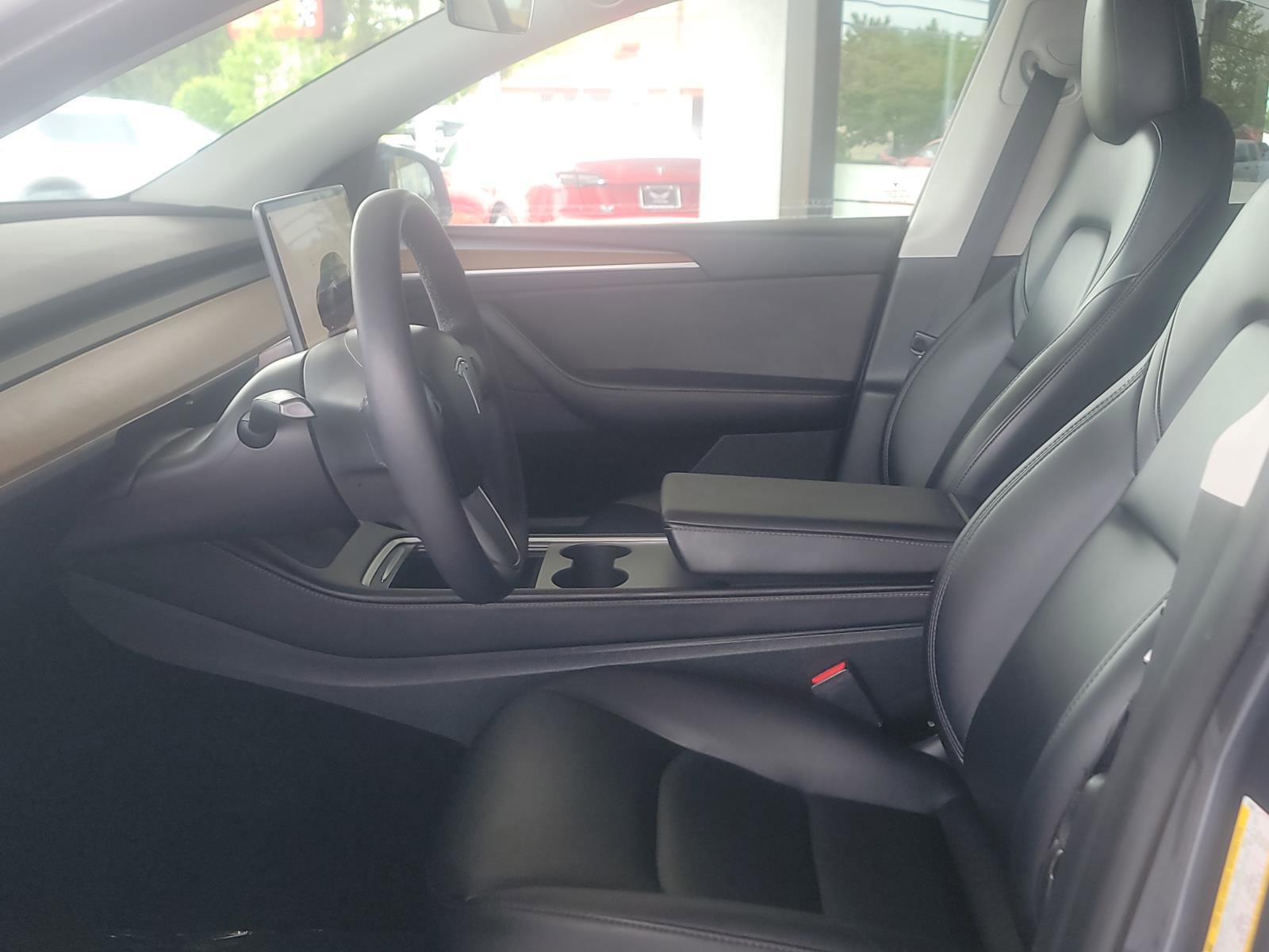 Used 2023 Tesla Model Y Long Range AWD/4WD image 9