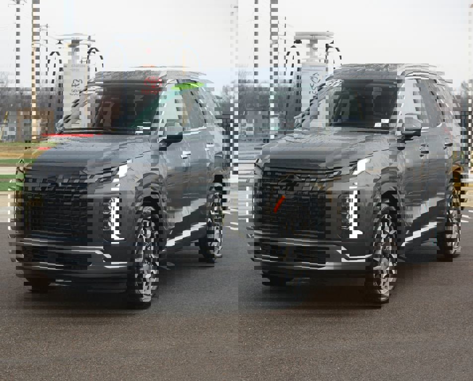 Used 2023 Hyundai Palisade Limited image 24