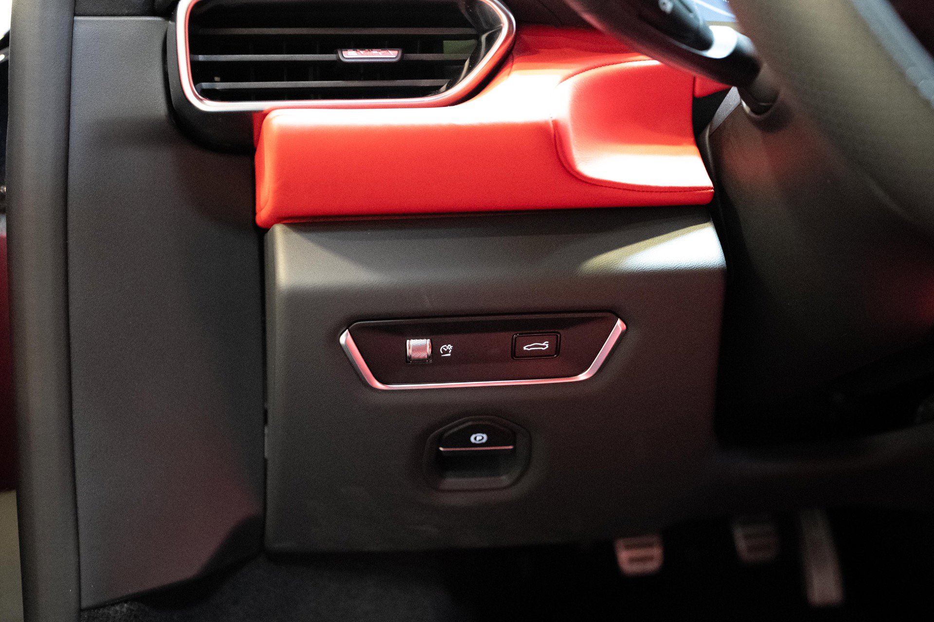 Used 2024 Lotus Emira First Edition image 57