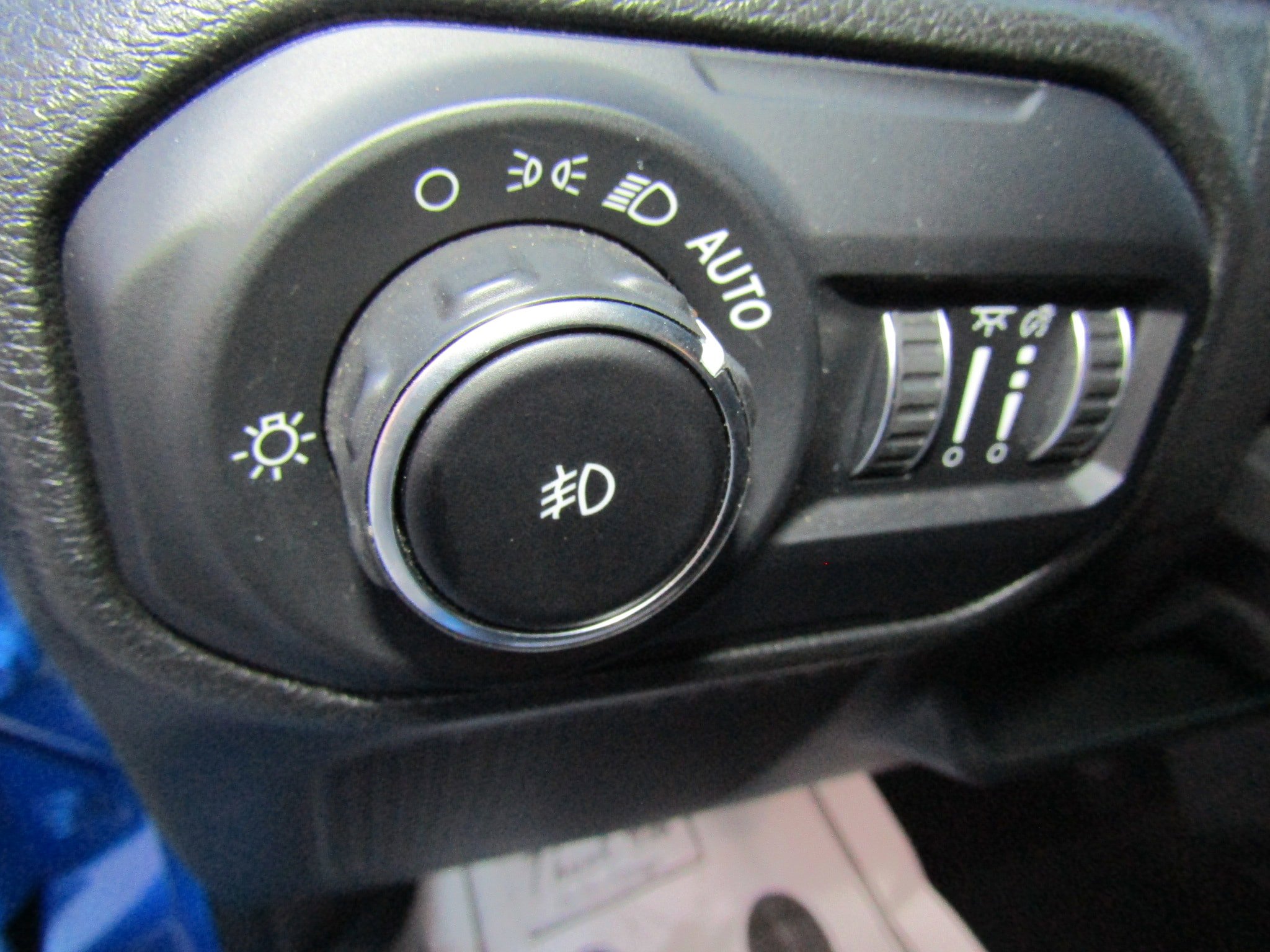 Used 2022 Jeep Wrangler Unlimited Sahara w/ Cold Weather Group AWD/4WD image 20