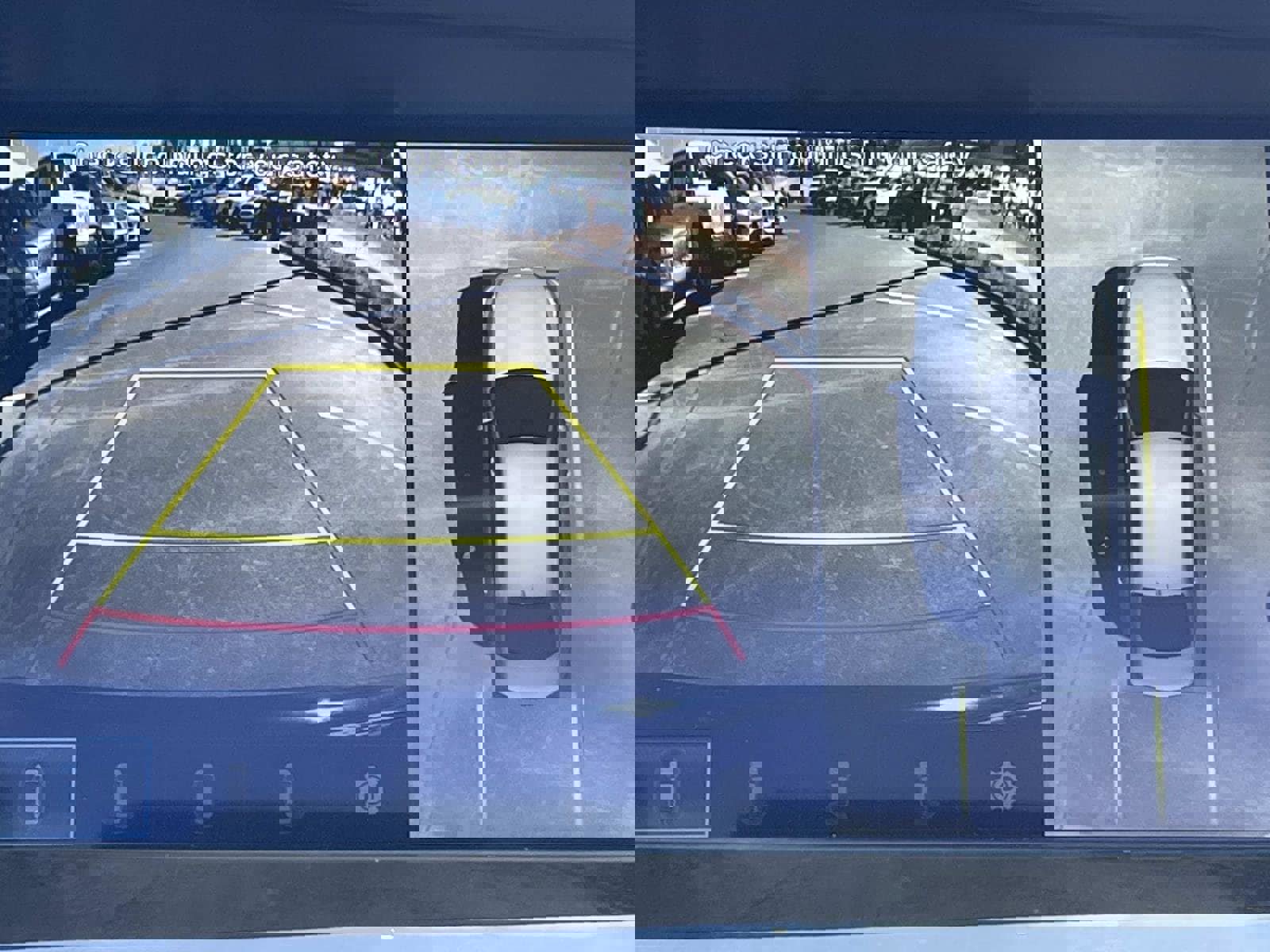 Used 2017 Genesis G90 3.3T Premium image 28