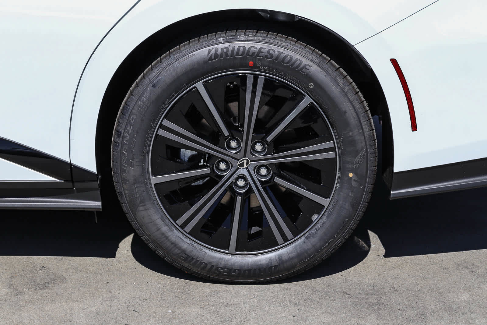 New 2026 Lexus ES 350h FWD image 12