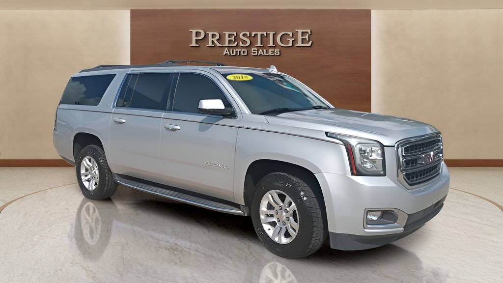 Used 2018 GMC Yukon XL SLT w/ Open Road Package AWD/4WD image 9