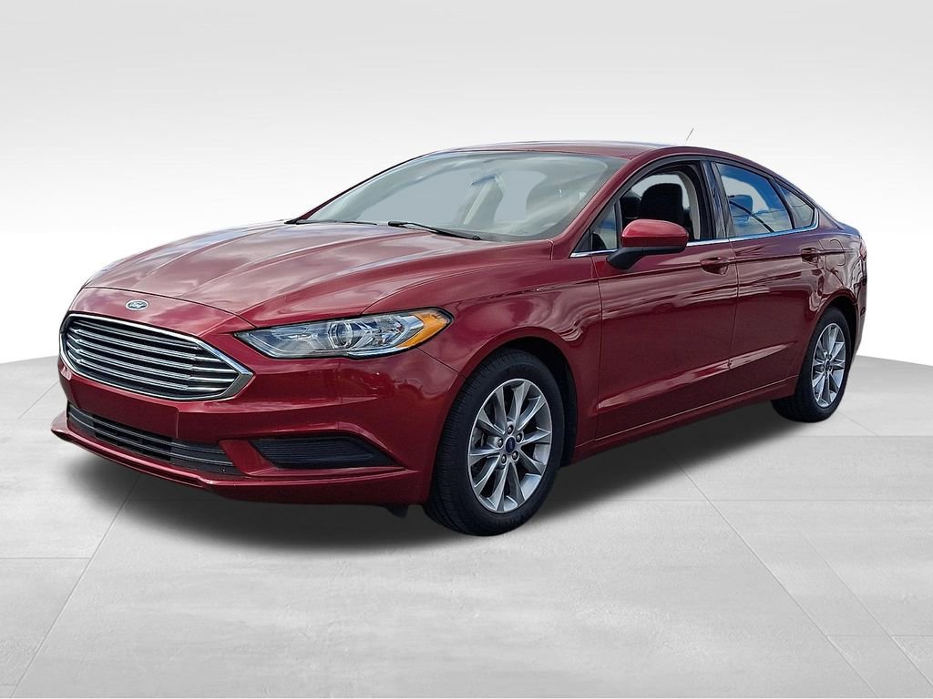 Used 2017 Ford Fusion SE w/ Fusion SE Technology Package FWD image 3