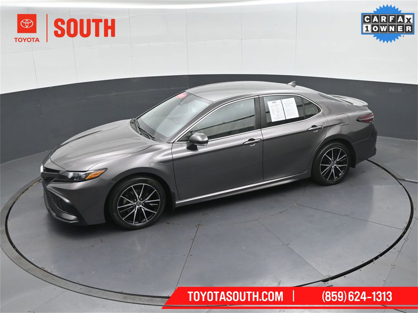Used 2024 Toyota Camry SE image 51