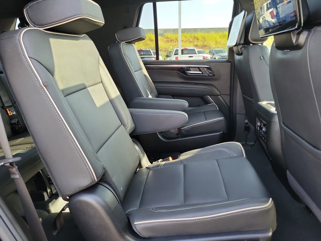 Used 2026 Chevrolet Tahoe Premier RWD image 22