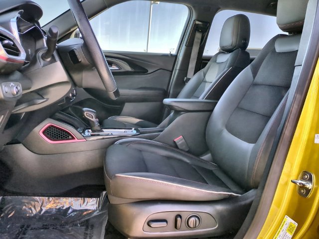 Used 2023 Chevrolet TrailBlazer RS w/ Convenience Package AWD/4WD image 21