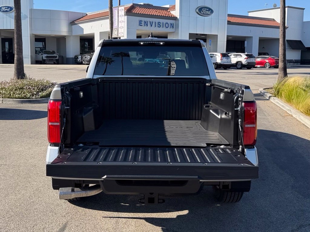 Used 2026 Toyota Tacoma SR5 AWD/4WD image 10