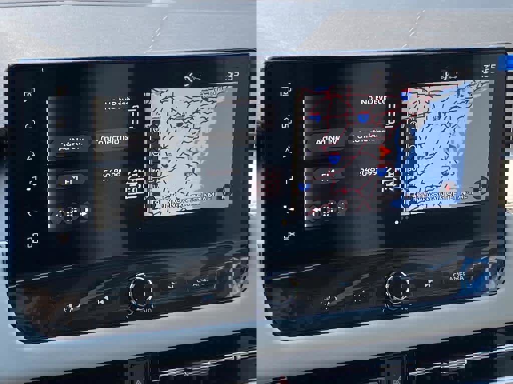 New 2025 Mitsubishi Outlander SE image 6