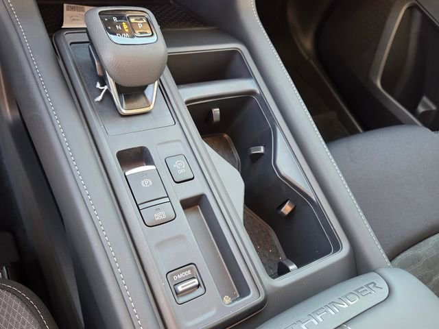 New 2026 Nissan Pathfinder S image 22