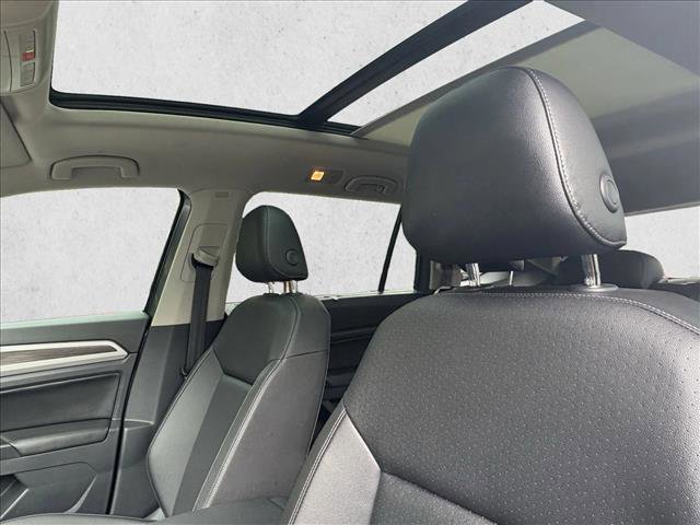 Used 2020 Volkswagen Atlas SE w/ Panoramic Sunroof Package image 10