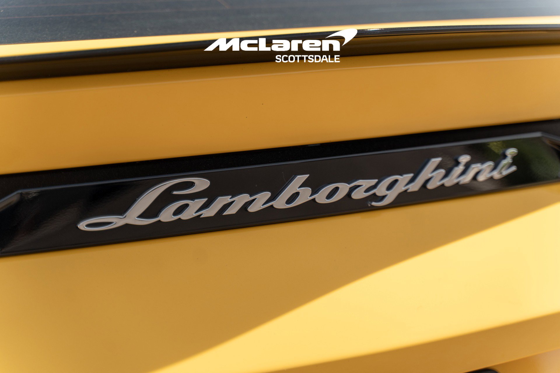 Used 2021 Lamborghini Urus AWD/4WD image 30