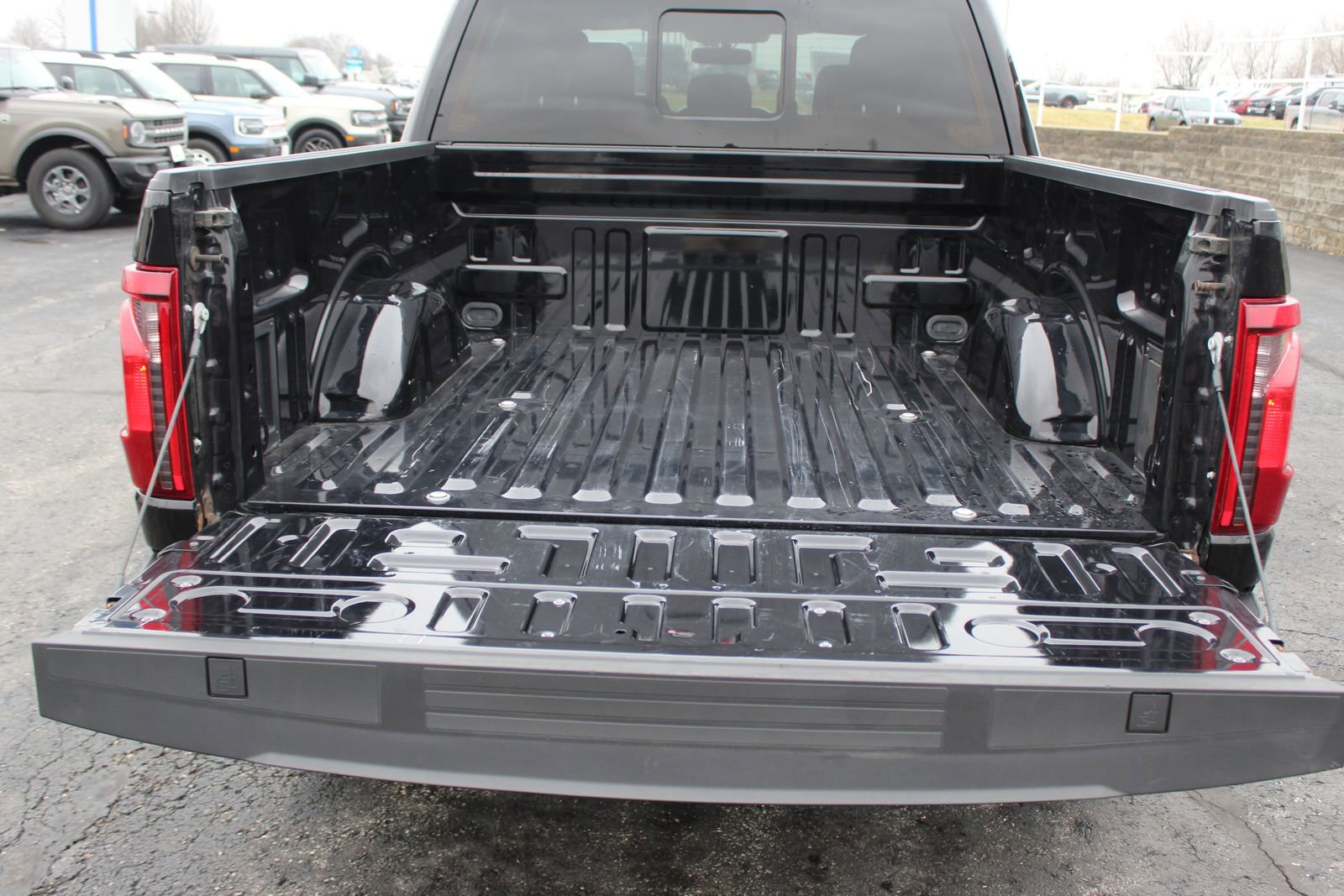 Used 2024 Ford F150 XLT w/ Equipment Group 302A MID image 20