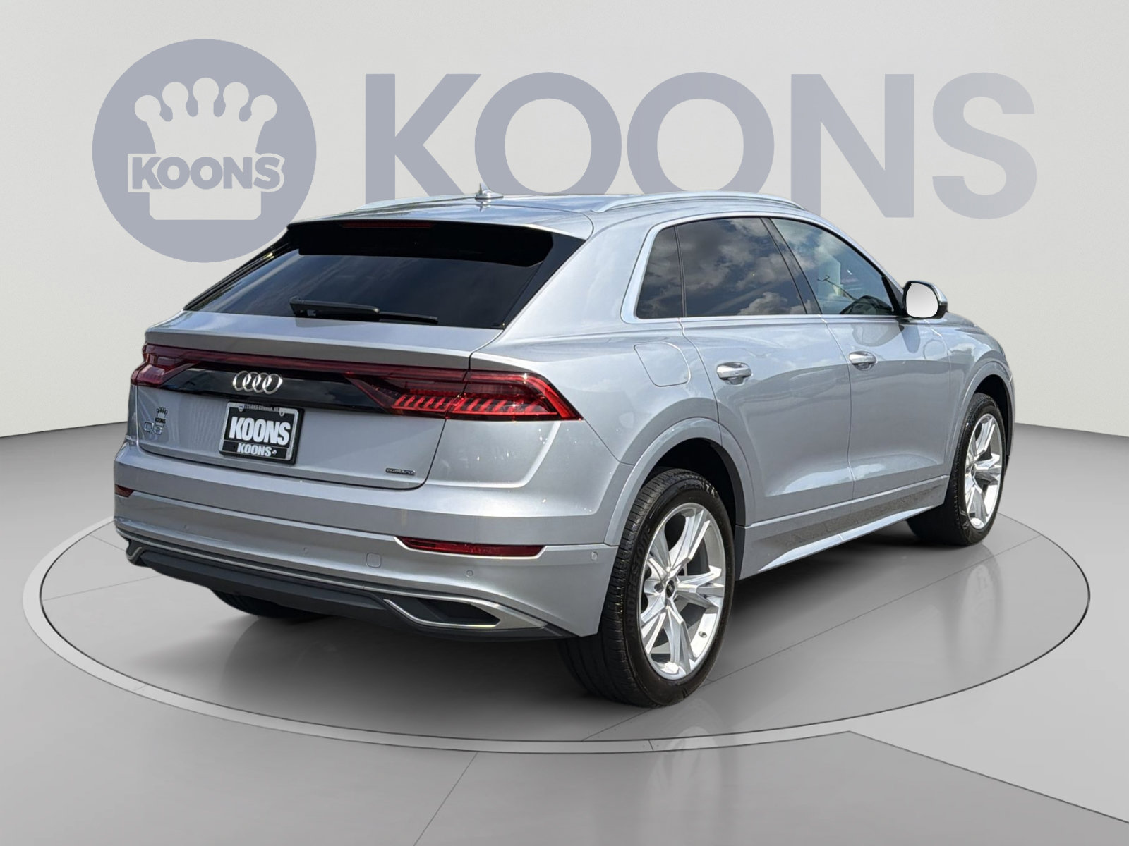 Used 2022 Audi Q8 Premium AWD/4WD image 7