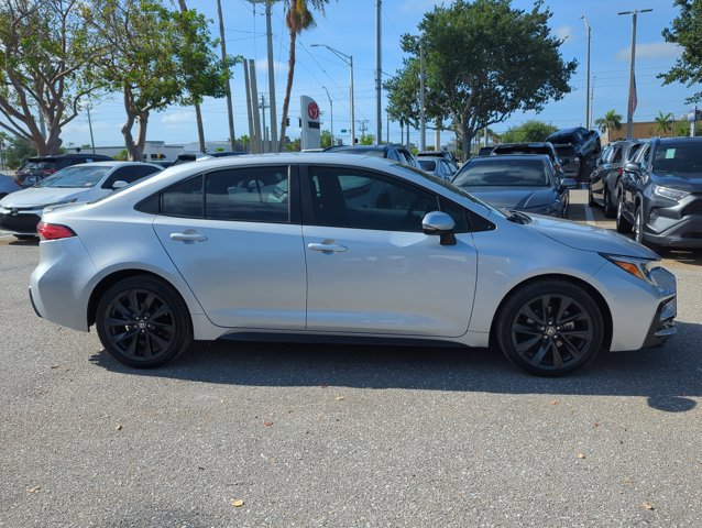 Used 2024 Toyota Corolla SE FWD video 4
