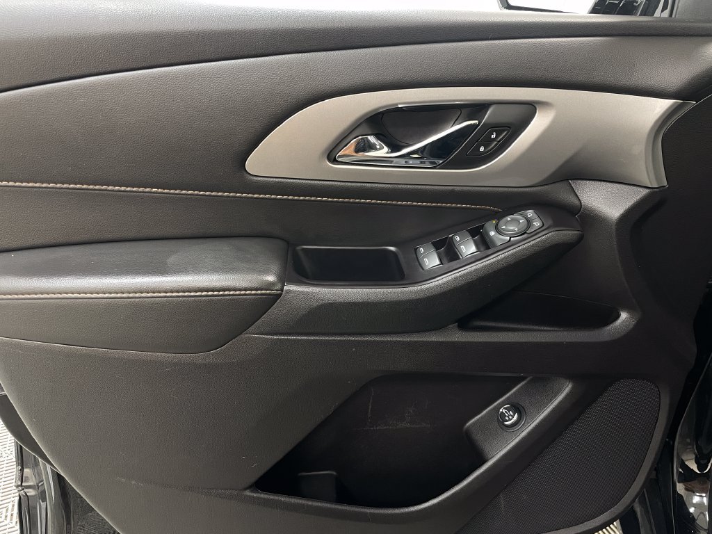 Certified 2019 Chevrolet Traverse LT AWD/4WD image 23
