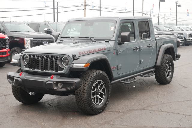 Used 2025 Jeep Gladiator Rubicon w/ Safety Group AWD/4WD image 7