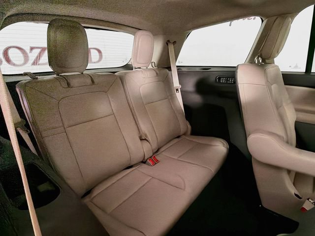 Certified 2023 Lincoln Aviator 2WD w/ Premium Package image 33