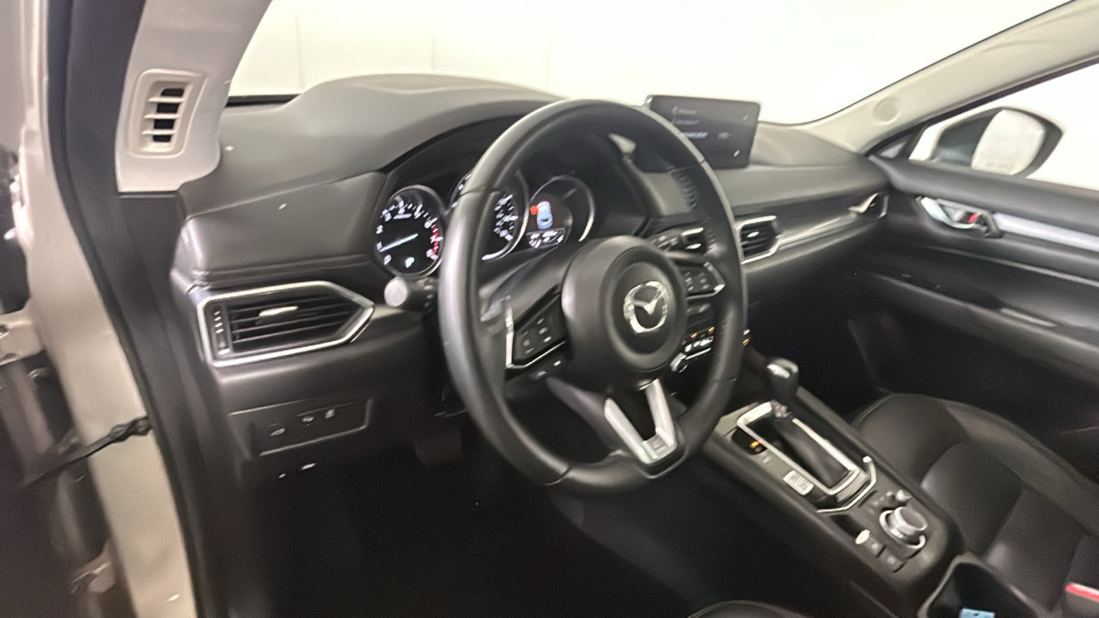 Used 2025 MAZDA CX-5 AWD 2.5 S w/ Preferred Package image 16