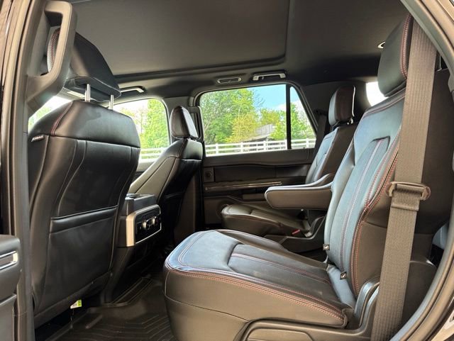 Used 2024 Ford Expedition Limited AWD/4WD image 11