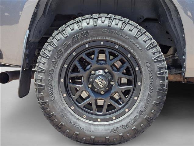 Used 2017 Toyota Tundra SR5 w/ TRD Off Road Package AWD/4WD image 22